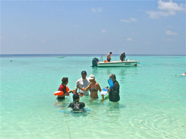 Stages pour apprendre à nager en vacance aux Maldives