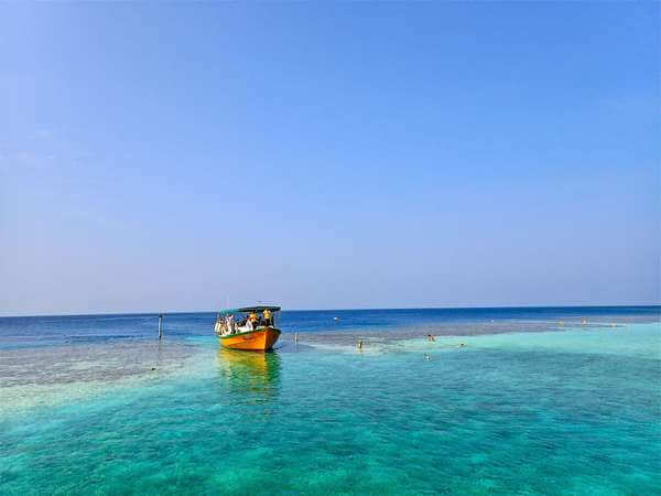 Stages pour apprendre à nager en vacance aux Maldives