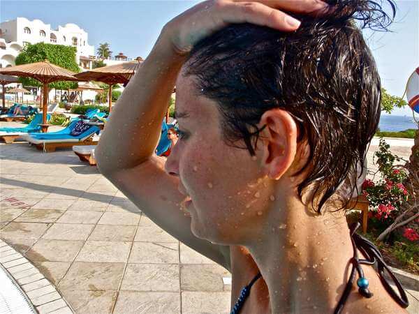 Stage de natation pour apprendre à nager en la mer Au Nord de la Mer Rouge