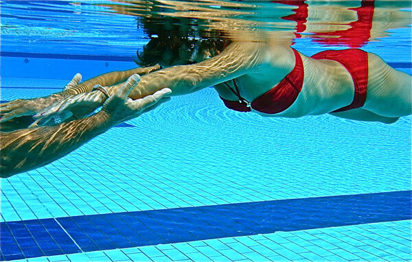 Le Pied dans l'Eau - Stages de natation pour adultes pour apprendre à nager^, être a l'aise dans l'eau et surmonter sa peur de l'eau