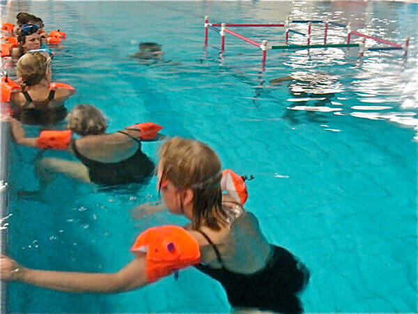 Le Pied dans l'Eau - Stages de natation pour adultes pour apprendre à nager^, être a l'aise dans l'eau et surmonter sa peur de l'eau