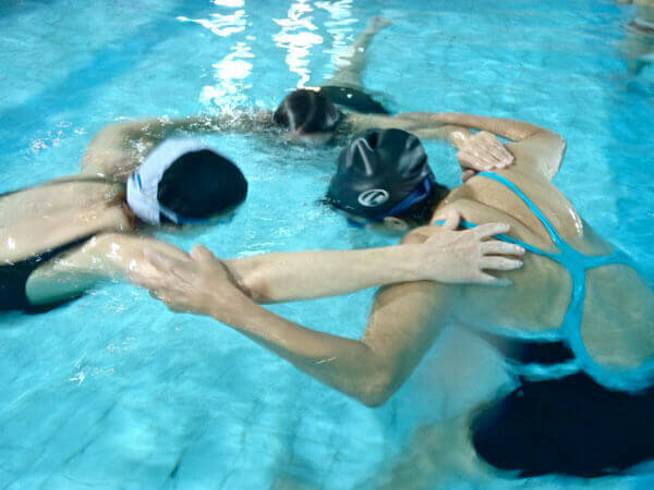 Cours de natation en stage soirée