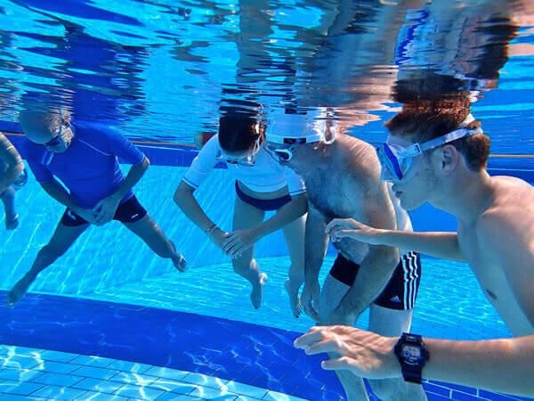 Cours de natation en stage soirée